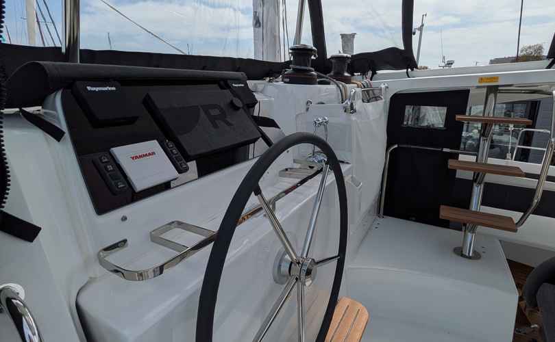 Lagoon 42