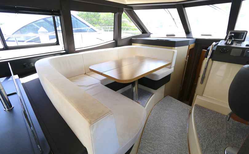 Photo Azimut 43 Magellan (2014)