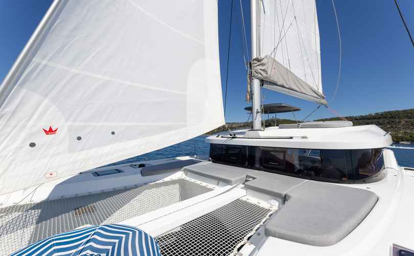 Lagoon 38