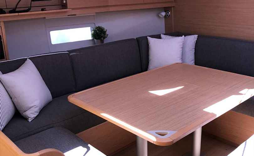 Dufour 430 Grand Large