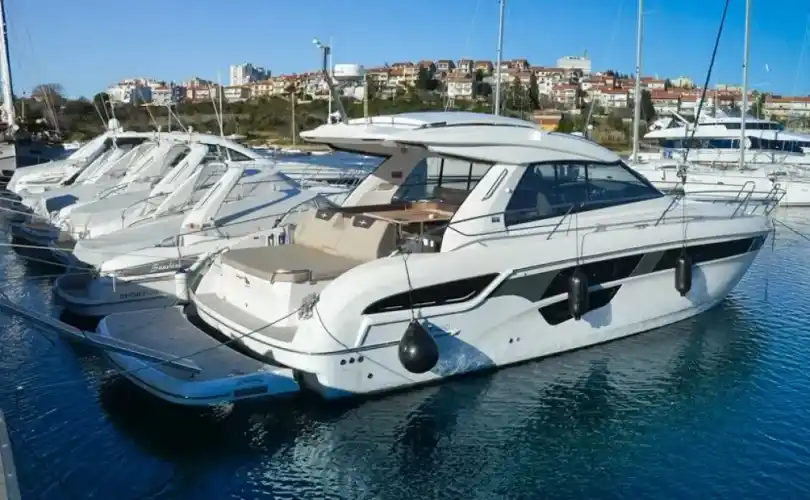 Photo Bavaria Sport 450 HT (2016)