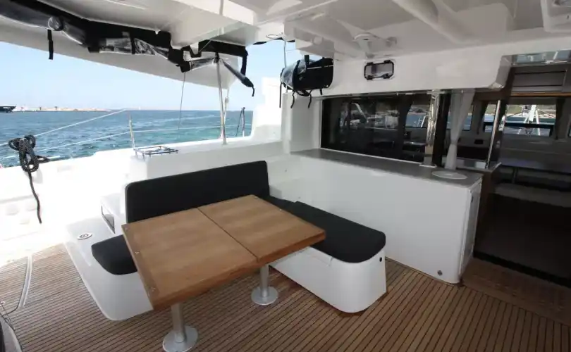 Lagoon 46