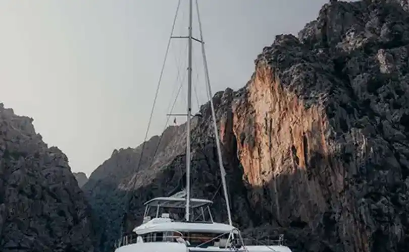 Lagoon 55