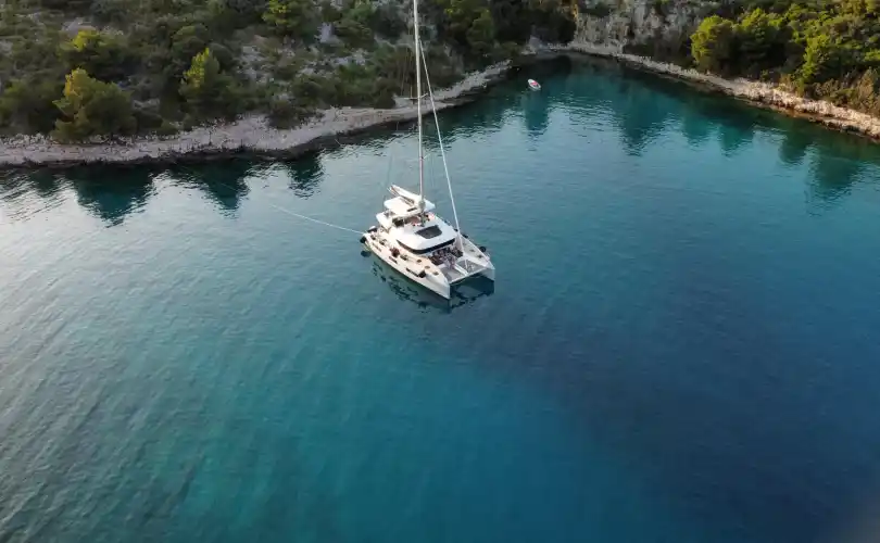 Lagoon 55