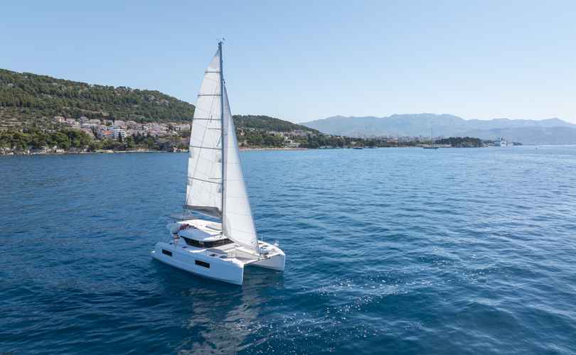 Lagoon 38