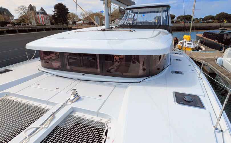 Lagoon 42