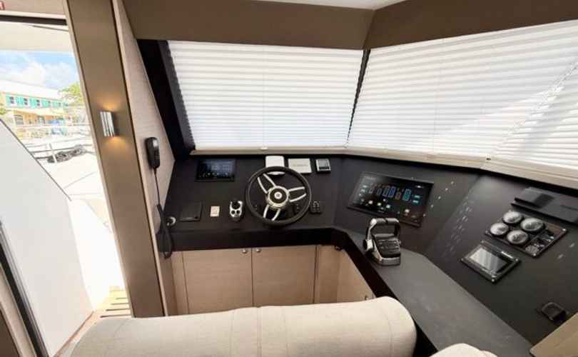 Aventura 50 MY