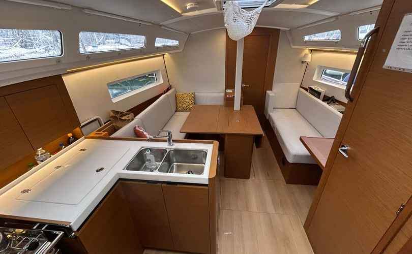 Photo Sun Odyssey 380 (2024)