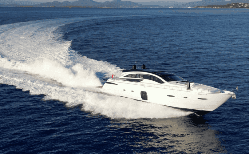Pershing 80