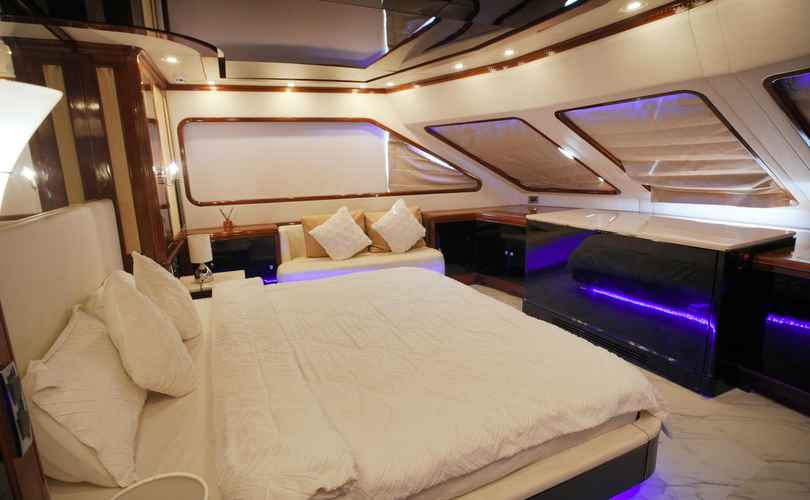 Photo Benetti 110 (2007)