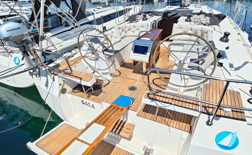 Photo Bavaria C42 (2023)