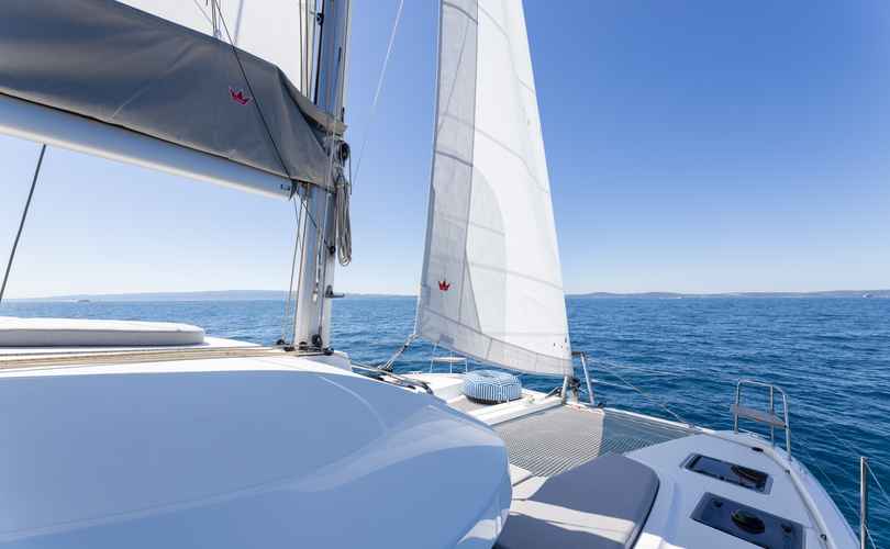 Lagoon 38