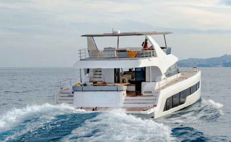 Aventura 50 MY