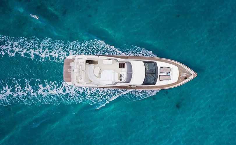 Photo Azimut 74 (2003)