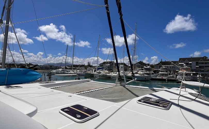 Catana 47