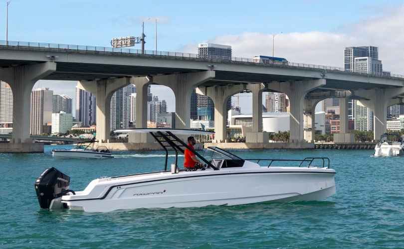 Photo Axopar 25 Cross Top