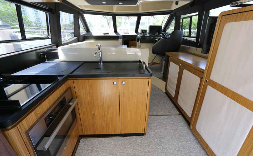 Photo Azimut 43 Magellan (2014)