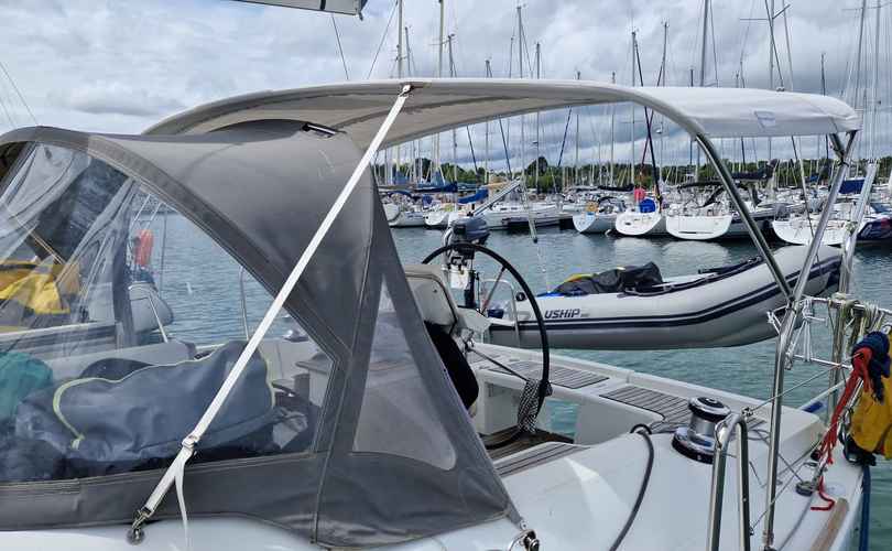 Photo Oceanis 37 (2011)