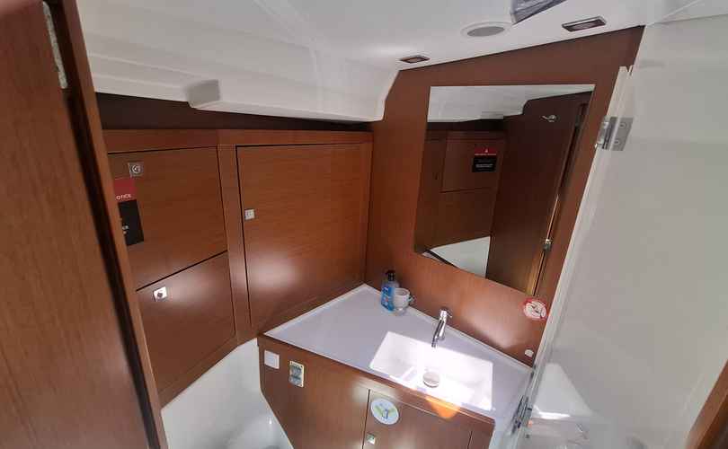 Oceanis 45