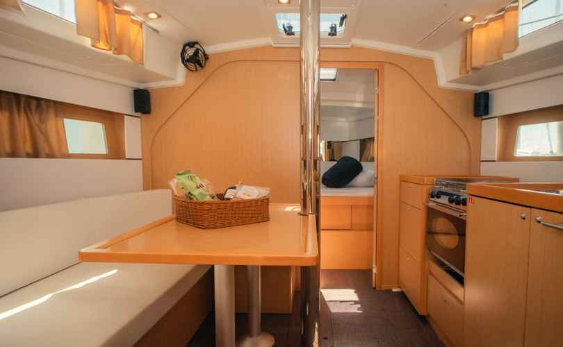 Photo Oceanis 38 (2019)