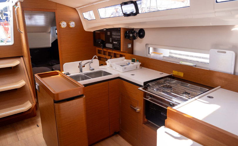 Photo Sun Odyssey 410 (2024)