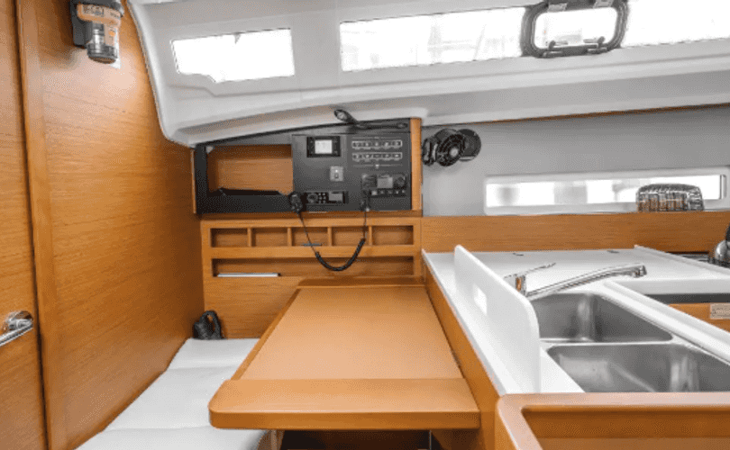 Photo Sun Odyssey 410 (2021)