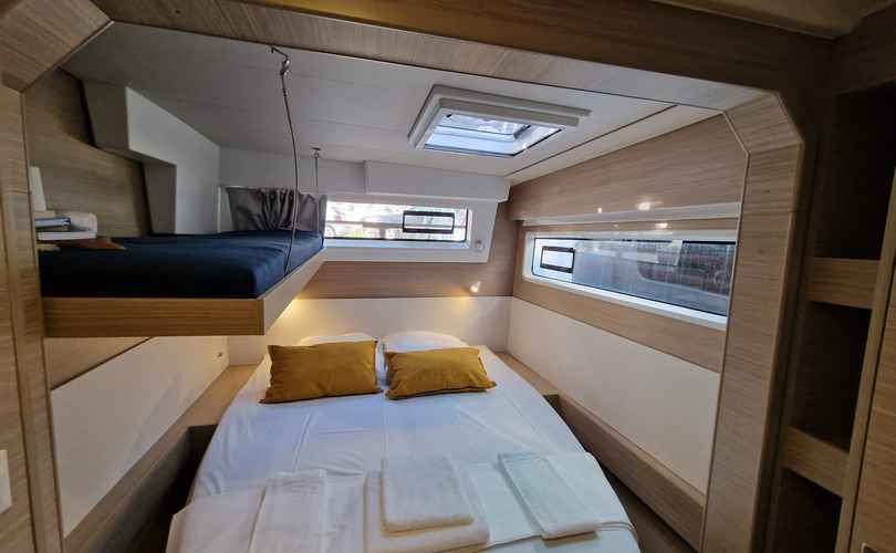 Lagoon 43