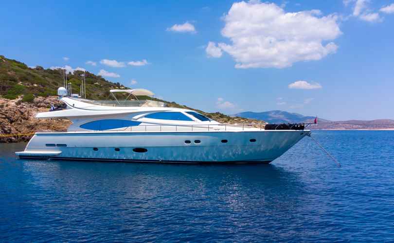 Ferretti 780