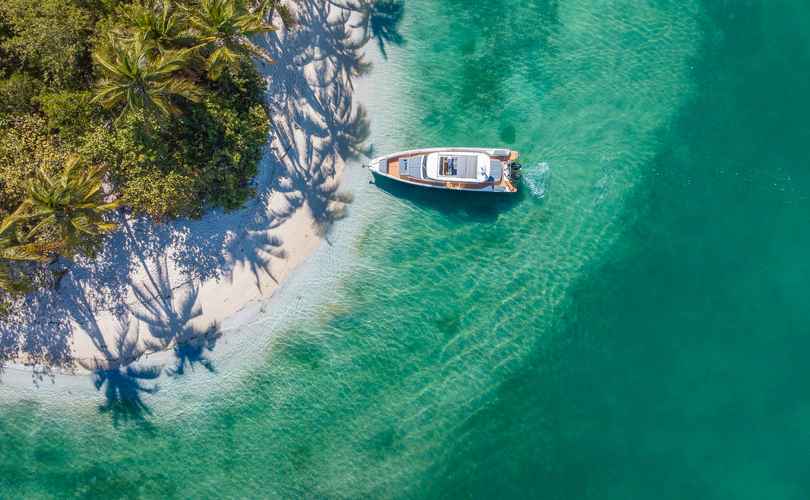 Photo Axopar 37 Sun Top (2025)