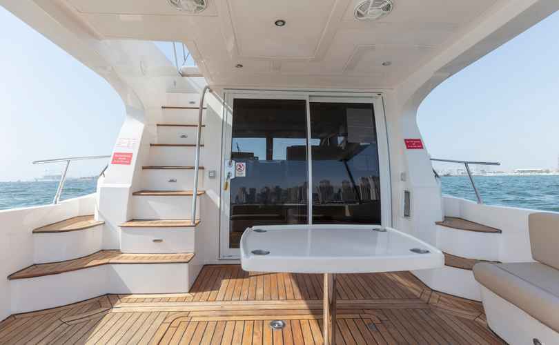 Photo Oryx 46 Fly (2008)