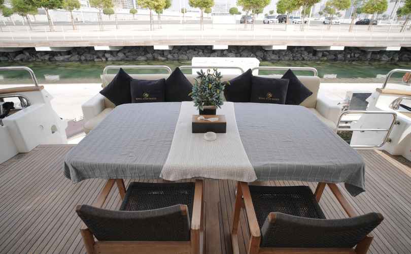 Photo Benetti 110 (2007)
