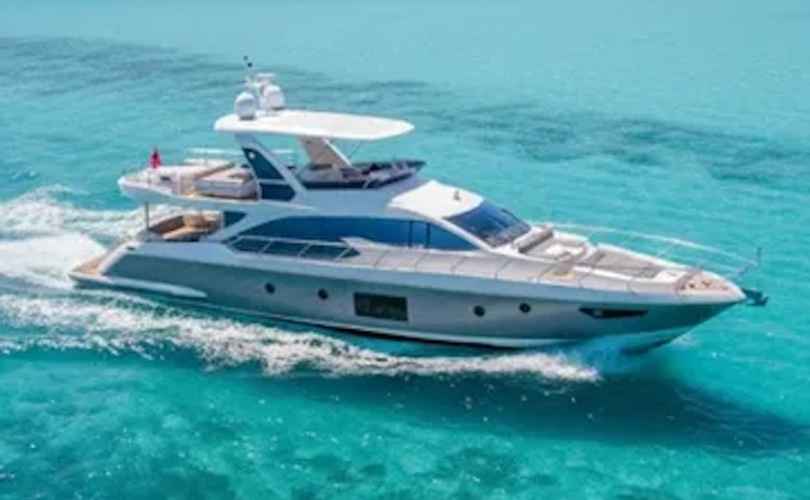 Photo Azimut 70 (2018)