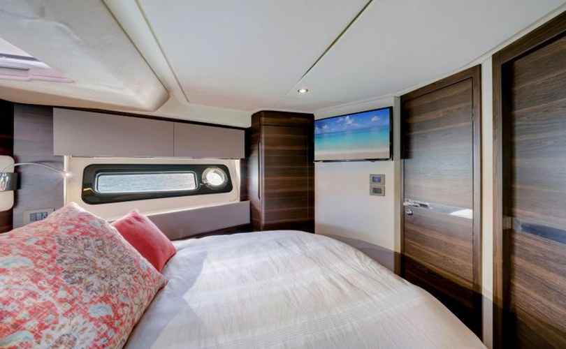 Photo Azimut 50 (2017)