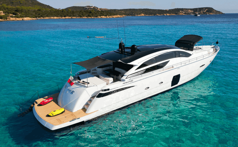 Pershing 80