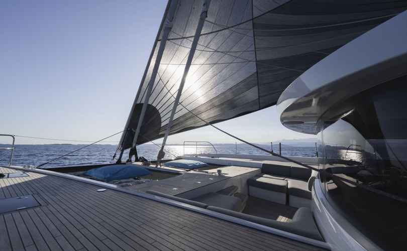 Lagoon Seventy 7
