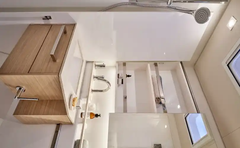 Lagoon 55
