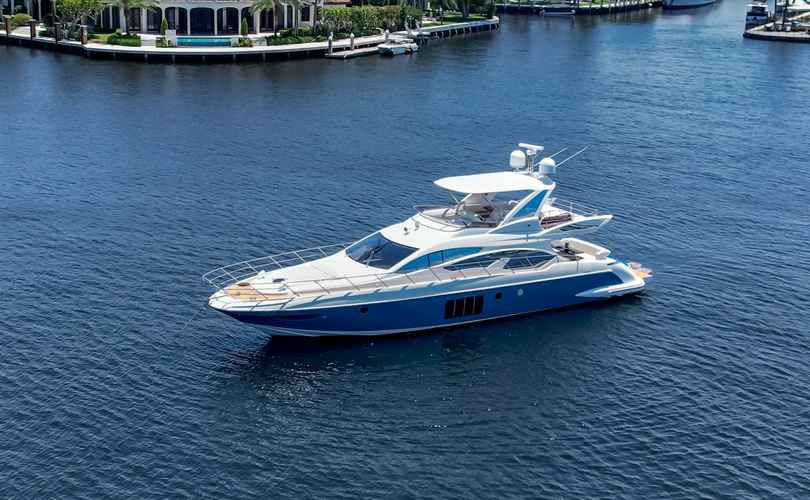 Photo Azimut 64 Fly (2013)