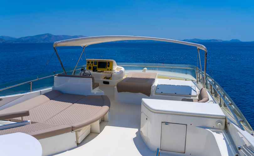 Ferretti 780