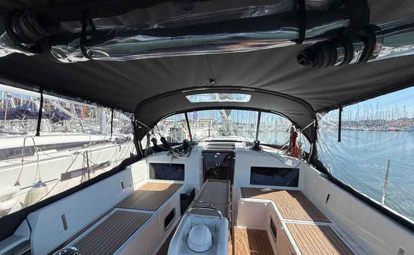 Sun Odyssey 490