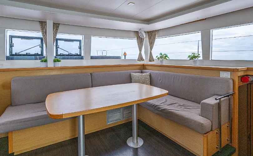 Photo Lagoon 450 F (2018)