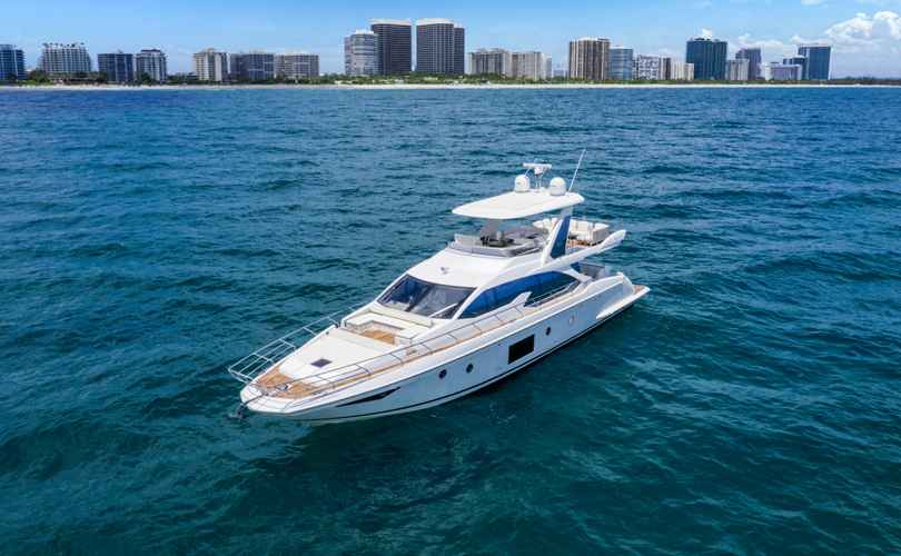 Photo Azimut 66 (2016)