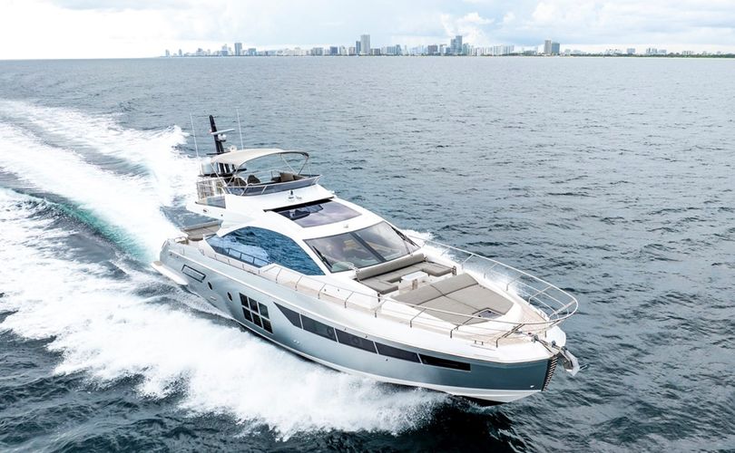 Photo Azimut S7 (2019)