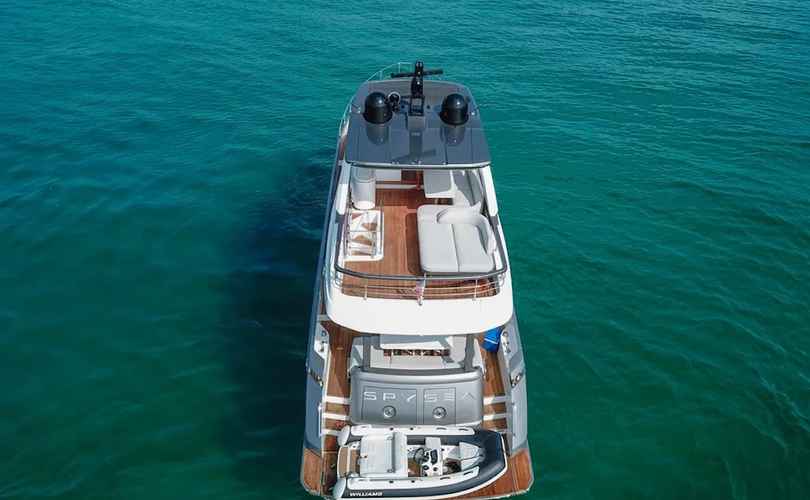 Photo Azimut 68 Fly (2023)