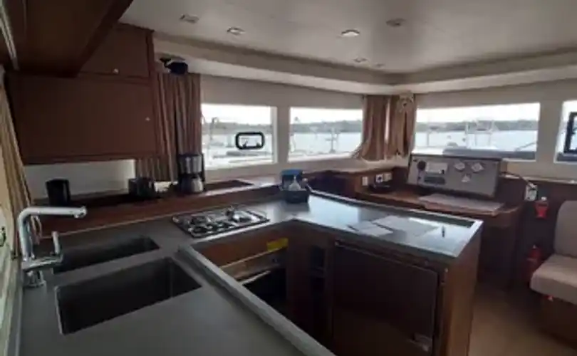 Photo Lagoon 450 F (2019)