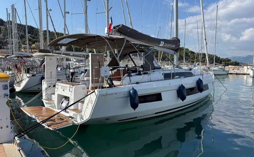 Photo Dufour 44 (2025)