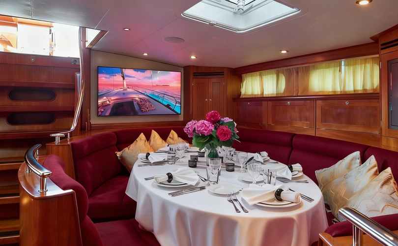 90ft Centreboard Sloop