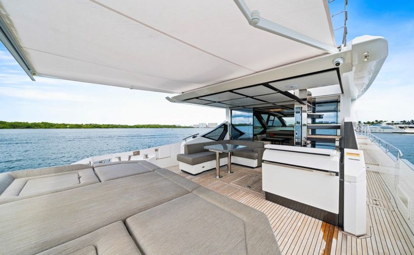 Photo Azimut S7 (2019)