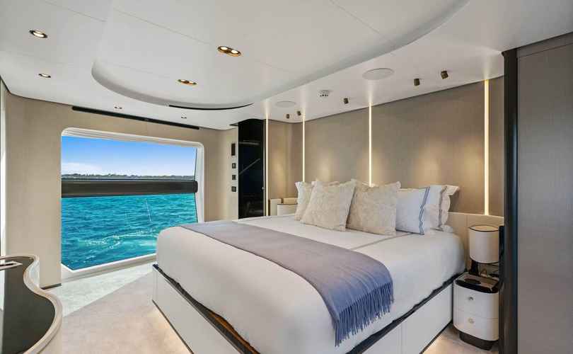 Azimut Grande 27