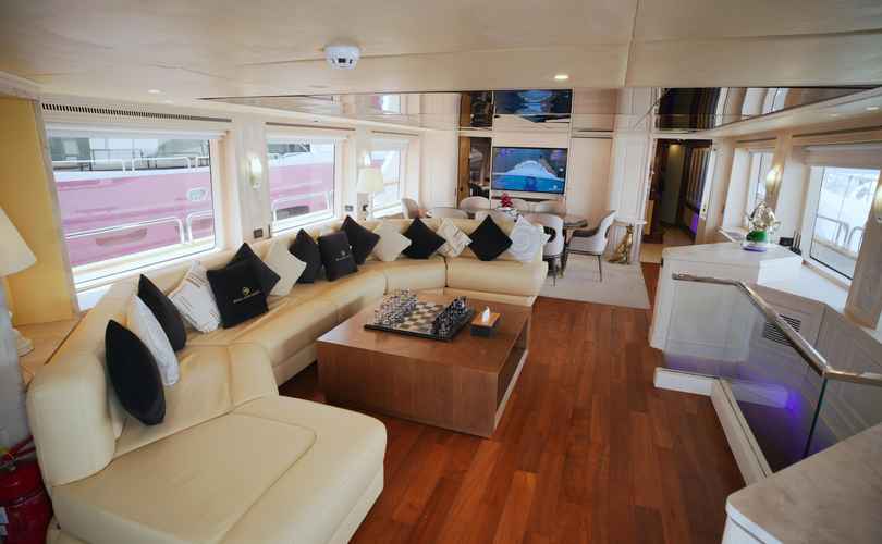 Photo Benetti 110 (2007)