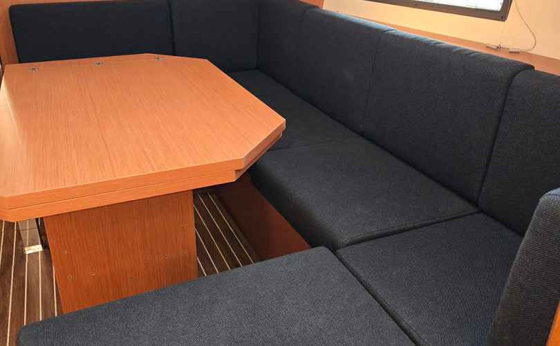 Photo Bavaria C42 (2025)